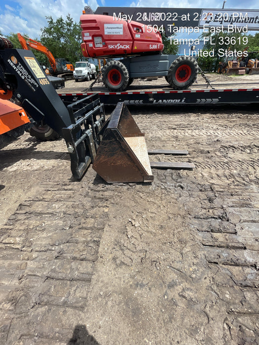 2015 SKYTRAK 70" Bucket, Telehandler 6k-7k