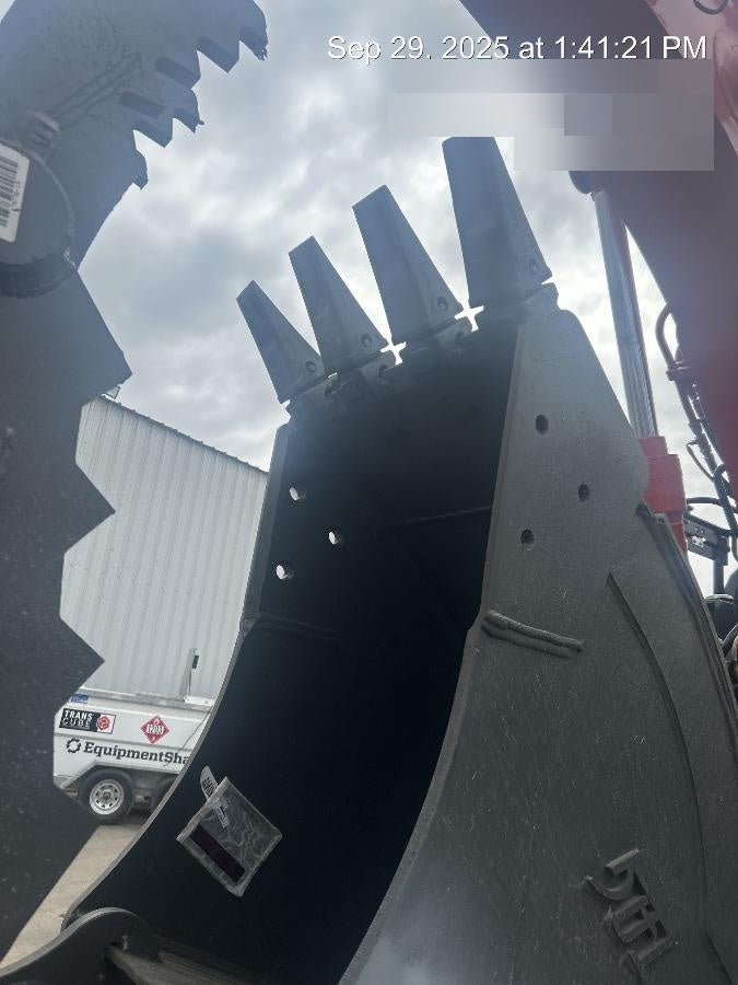 2025 LINK-BELT 24" Bucket - Link Belt