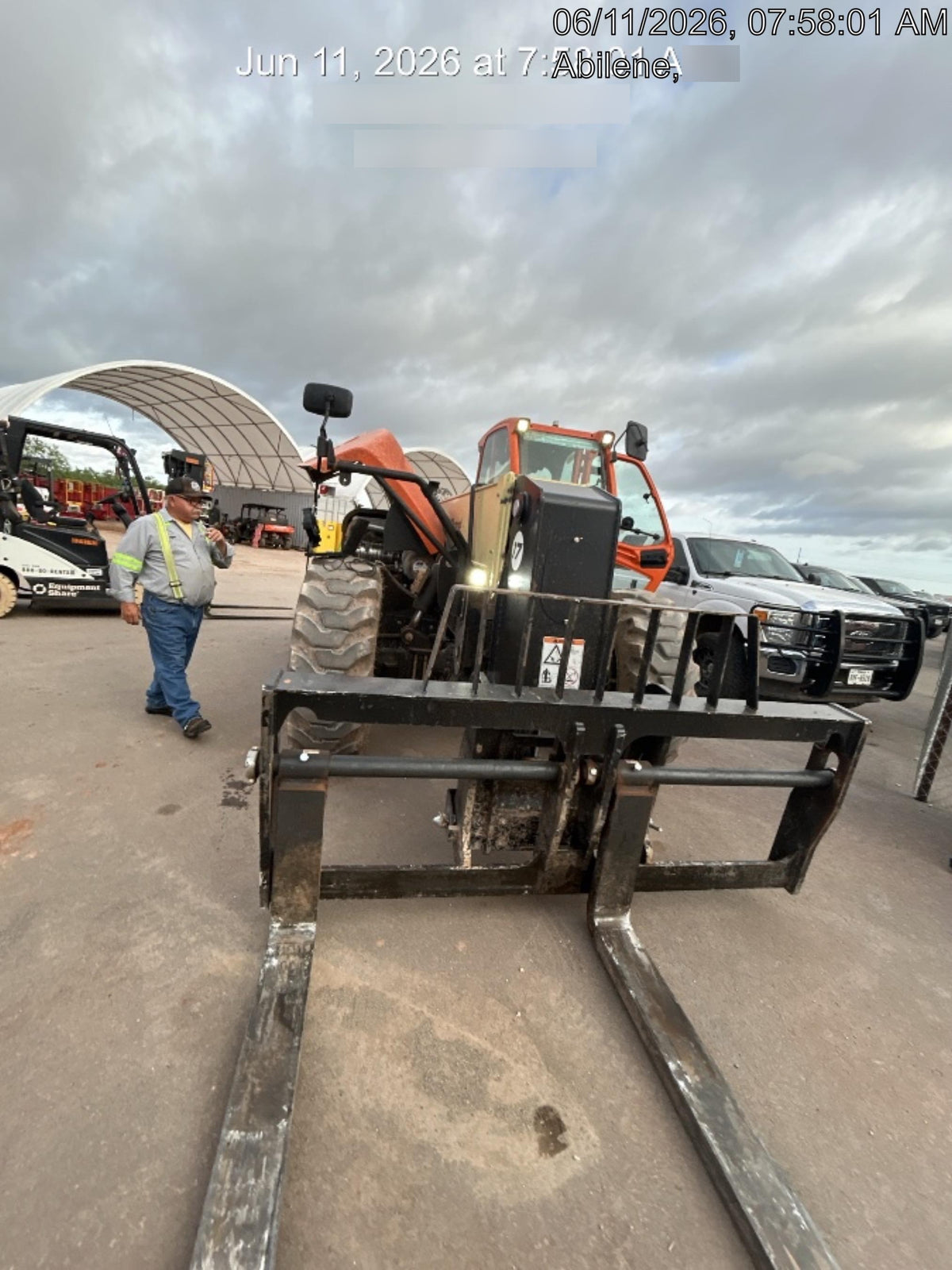 2026 JLG 1732
