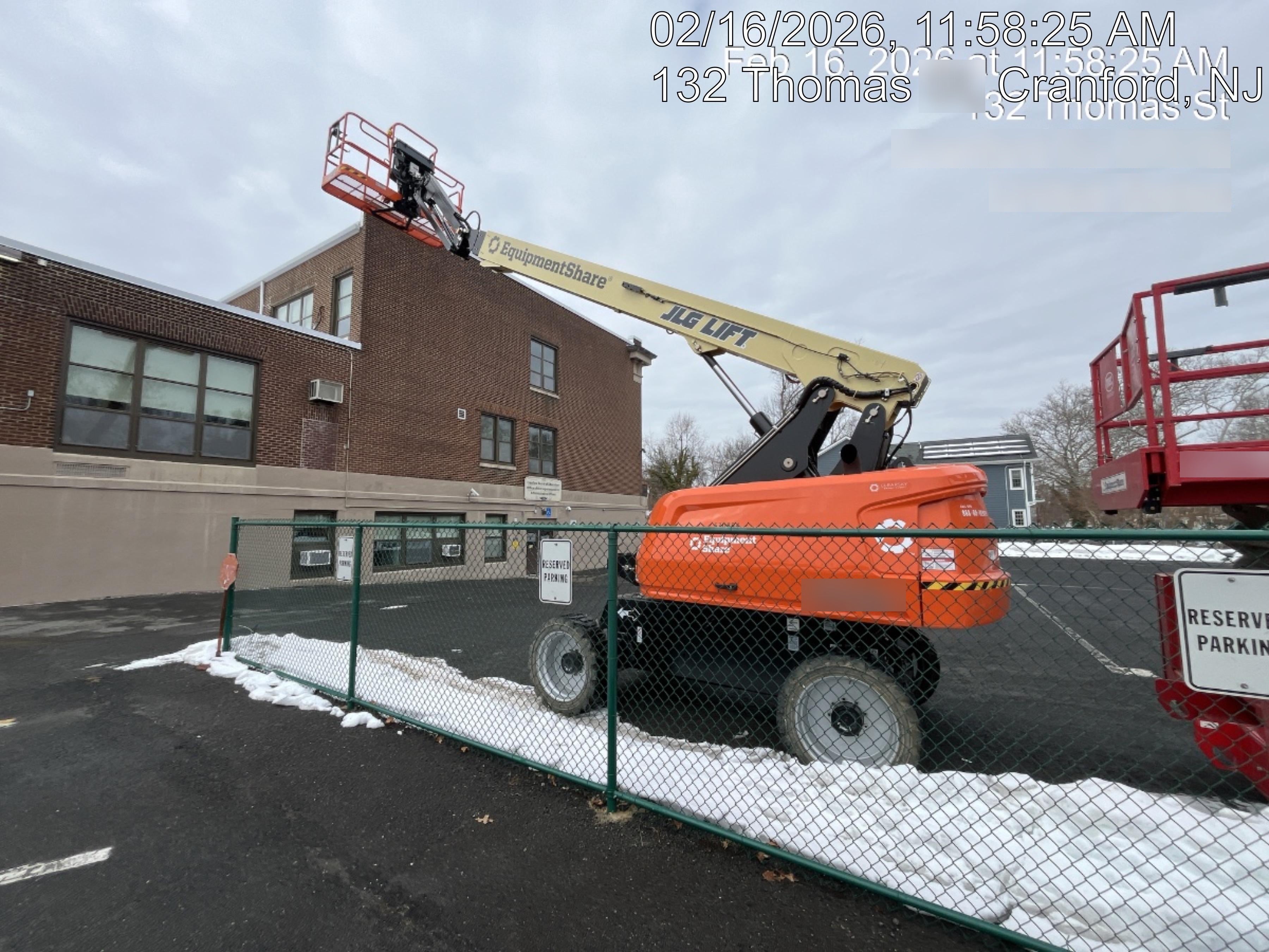 2025 JLG 660SJ