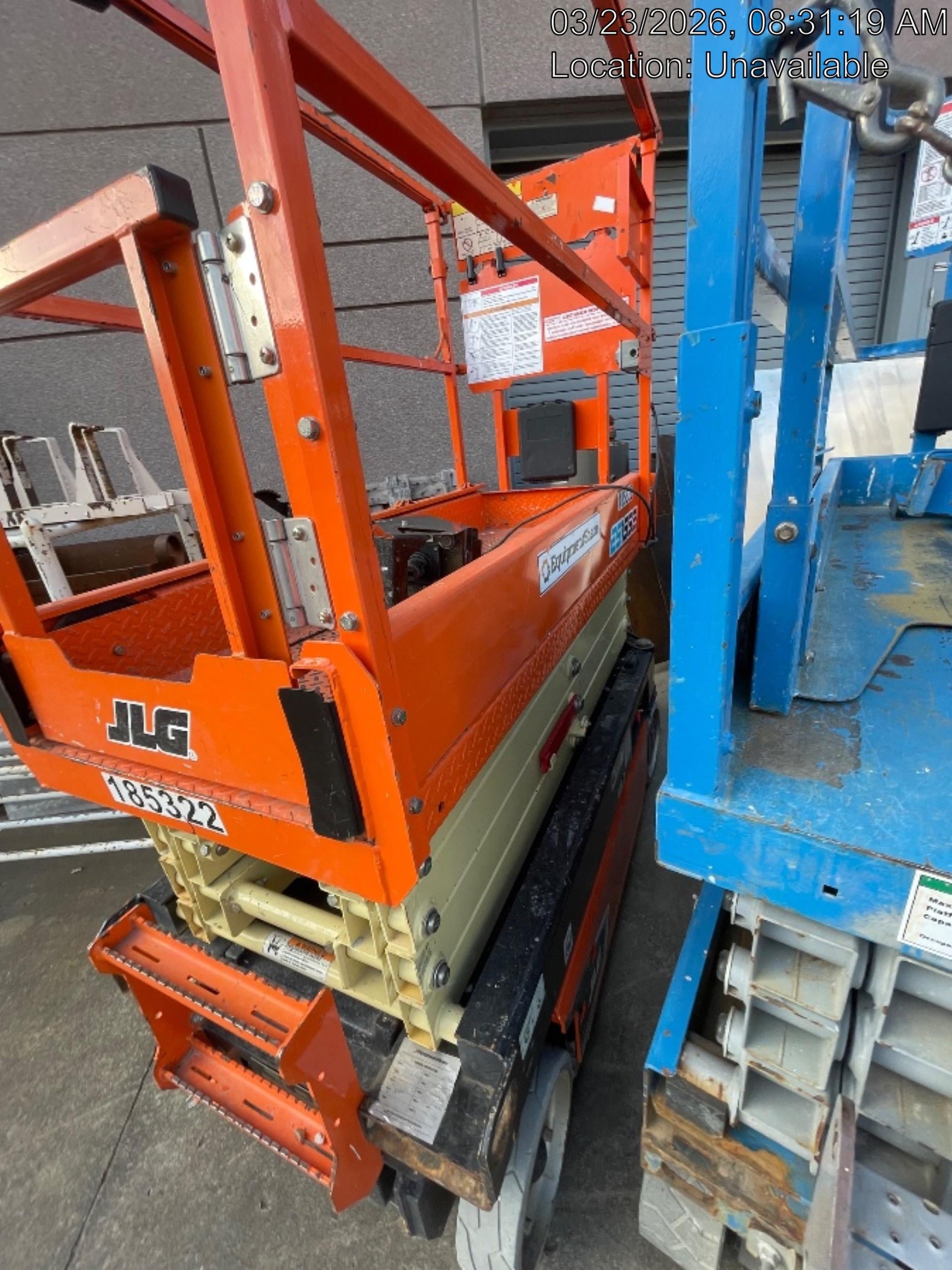 2021 JLG ES1932