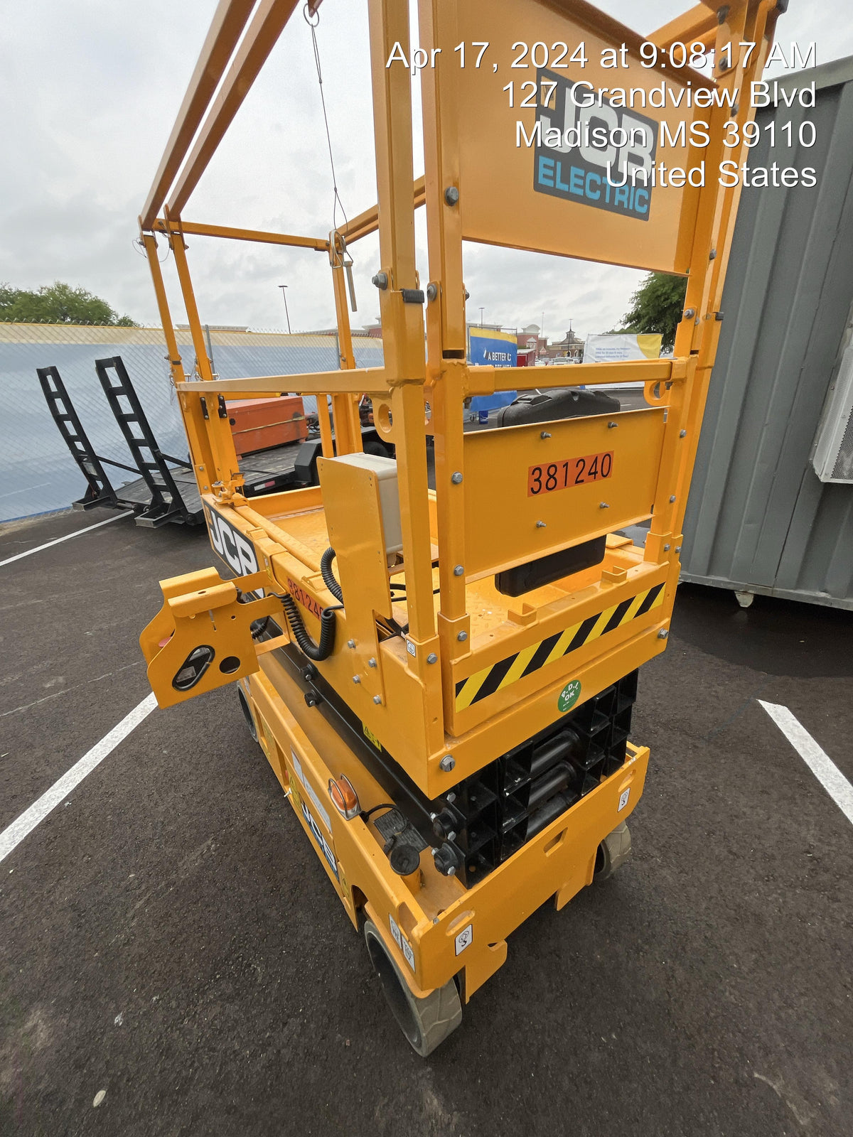 2024 JCB S1932E