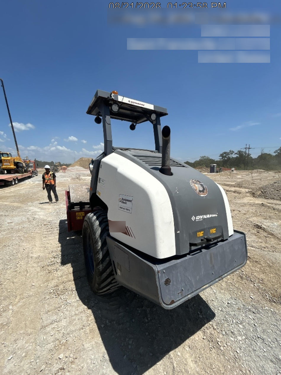 2021 DYNAPAC CA1400D