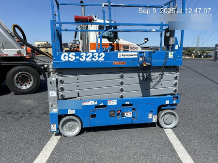 2022 GENIE GS-3232