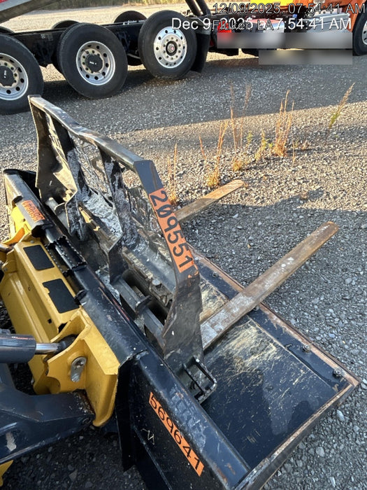 2022 PALADIN 48" Pallet Forks - Paladin