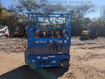 2020 Genie GS-1930 Solid Non Marking Tires, Beacon, Folding rails with half height swing gate