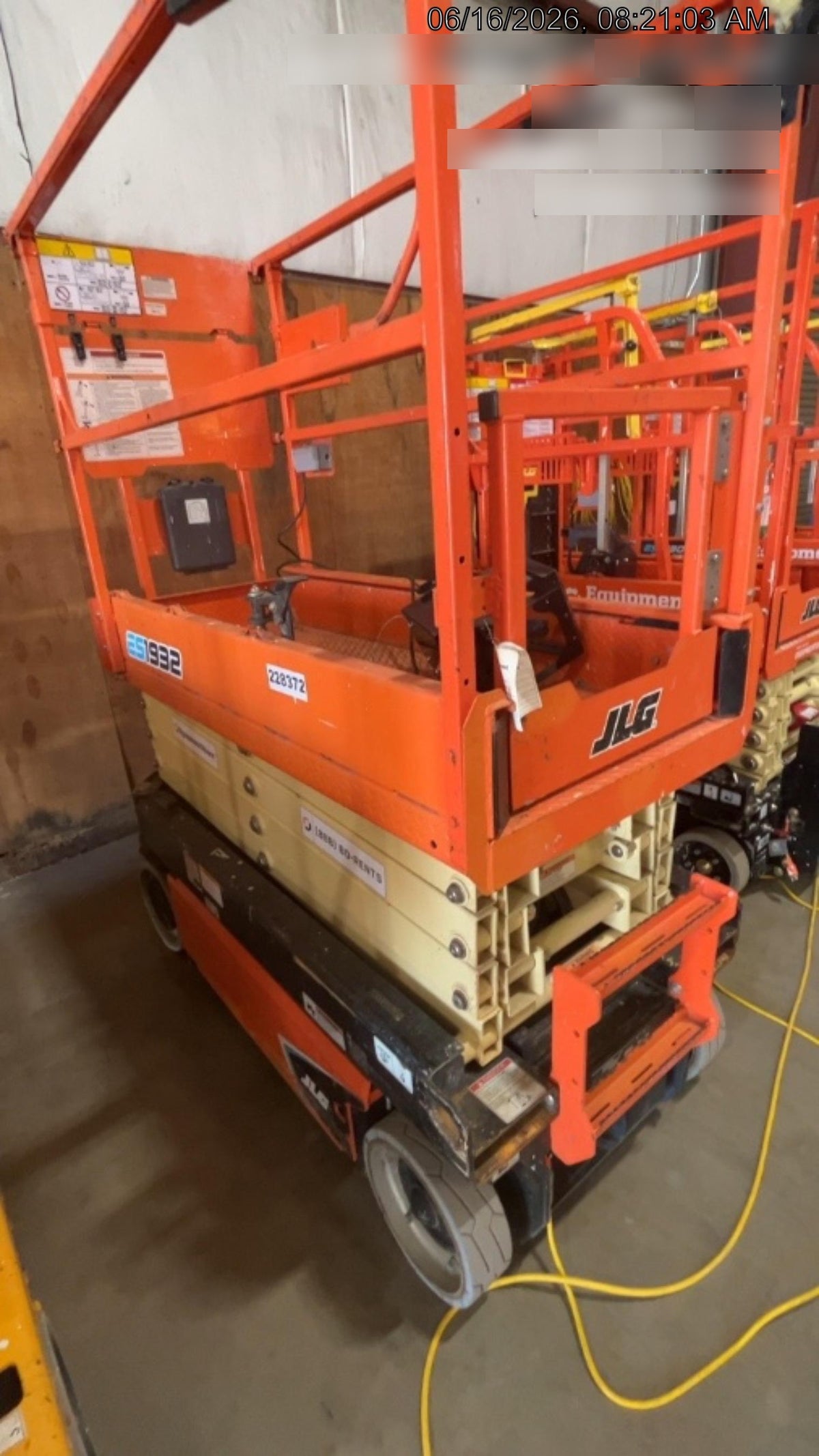 2022 JLG ES1932