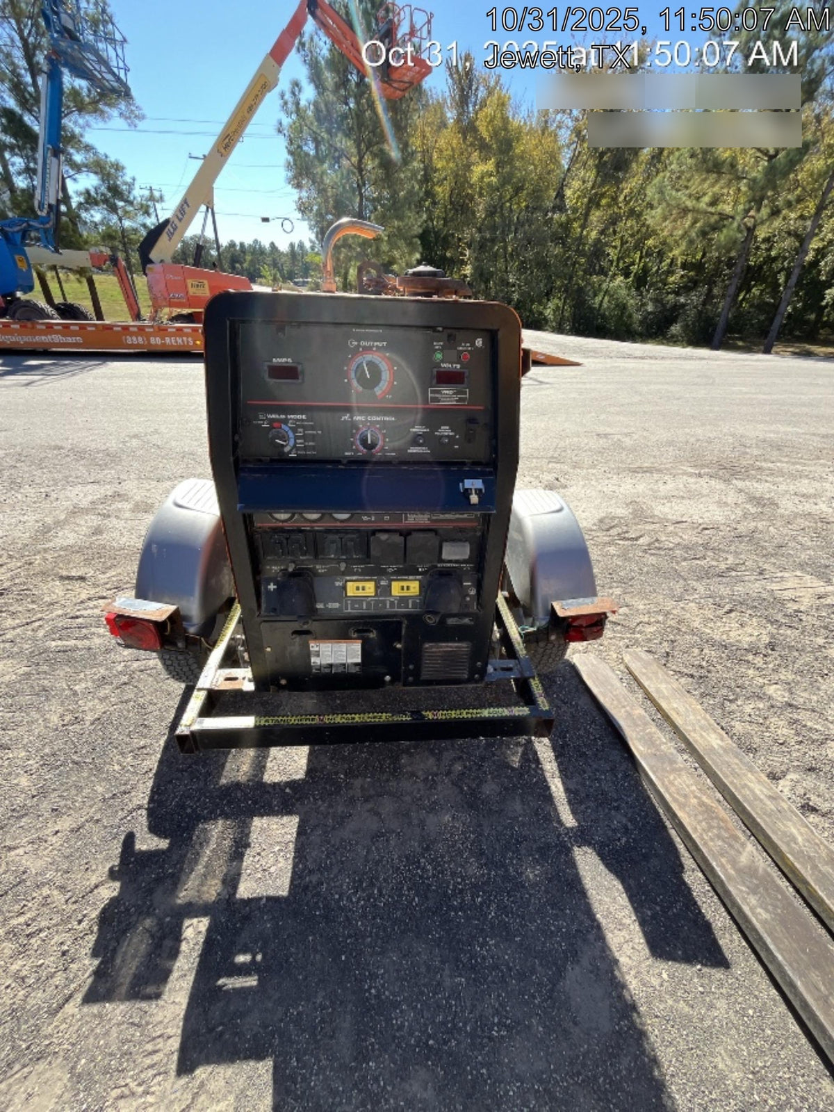 2022 Lincoln Electric LE400 Kubota V1505, Trlr, Cable Rack, Light Kit, ES Decals, T3