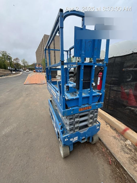 2020 Genie GS-1930 Solid Non Marking Tires, Beacon, Folding rails with half height swing gate