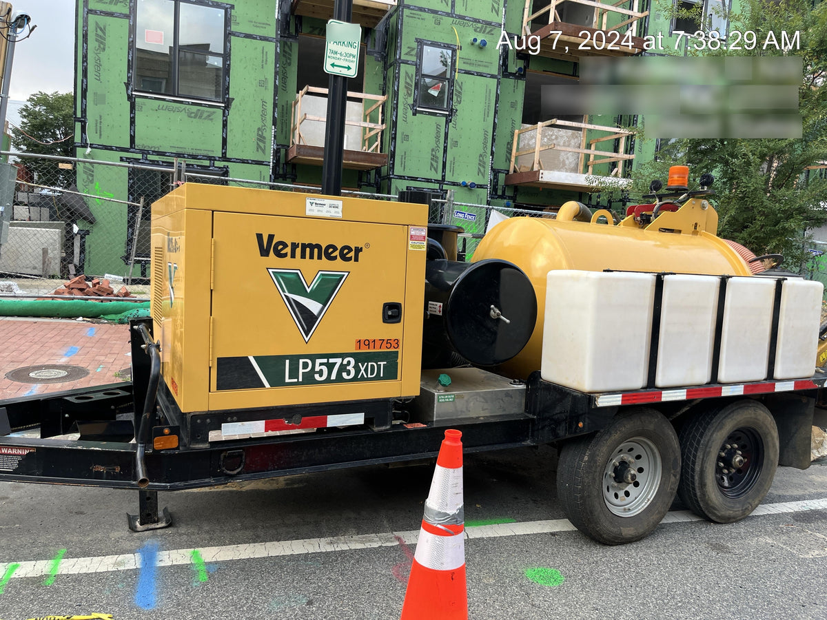 2021 Vac-Tron LP573XDT T4 Koehler Diesel Engine, 500 Gallon Debris Tank, x2 100 Gallon Water Tanks