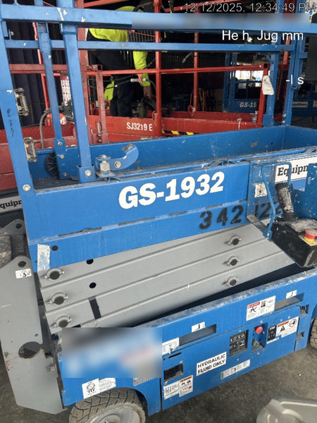 2023 GENIE GS-1932