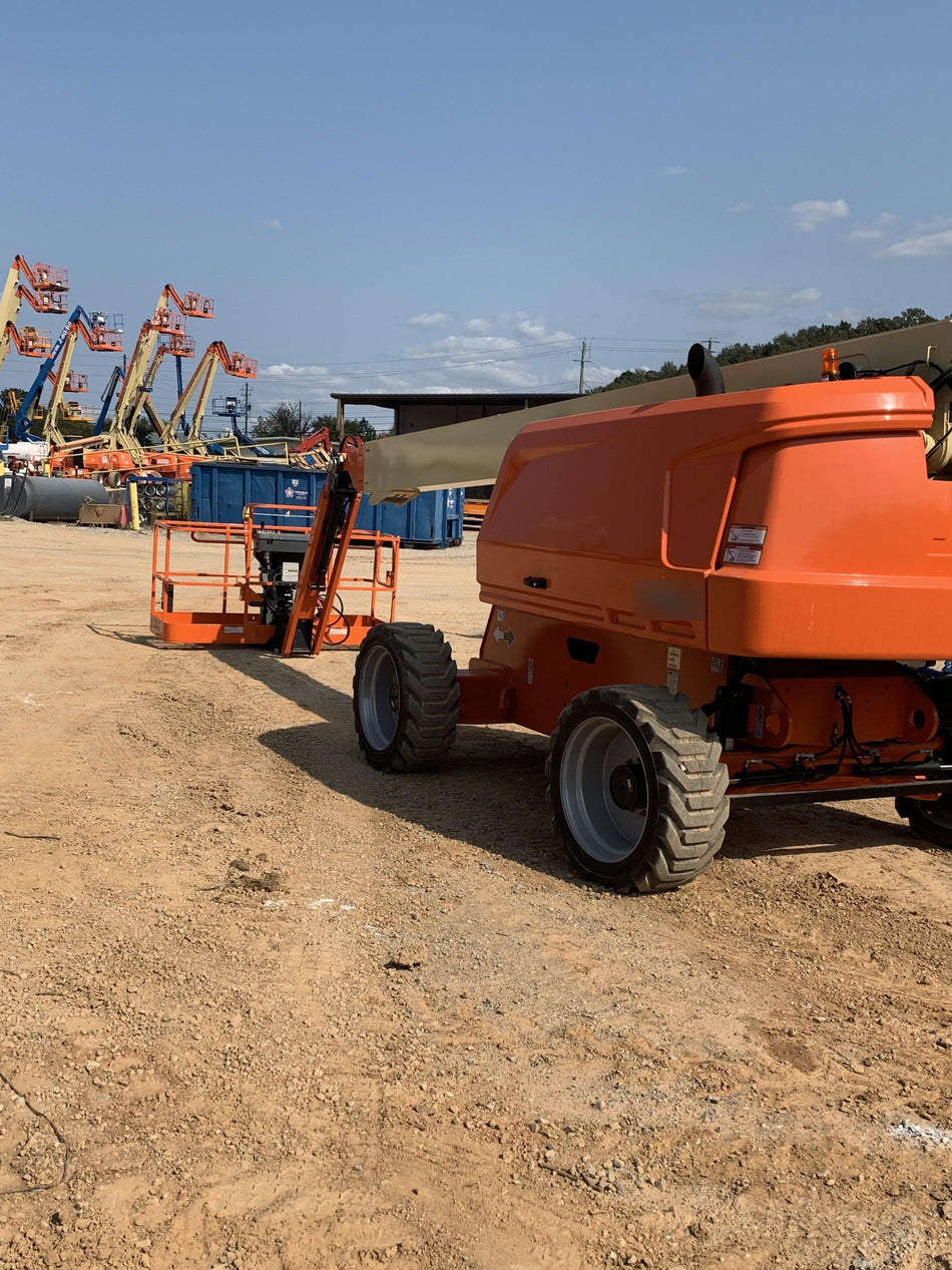 2020 JLG 660SJ