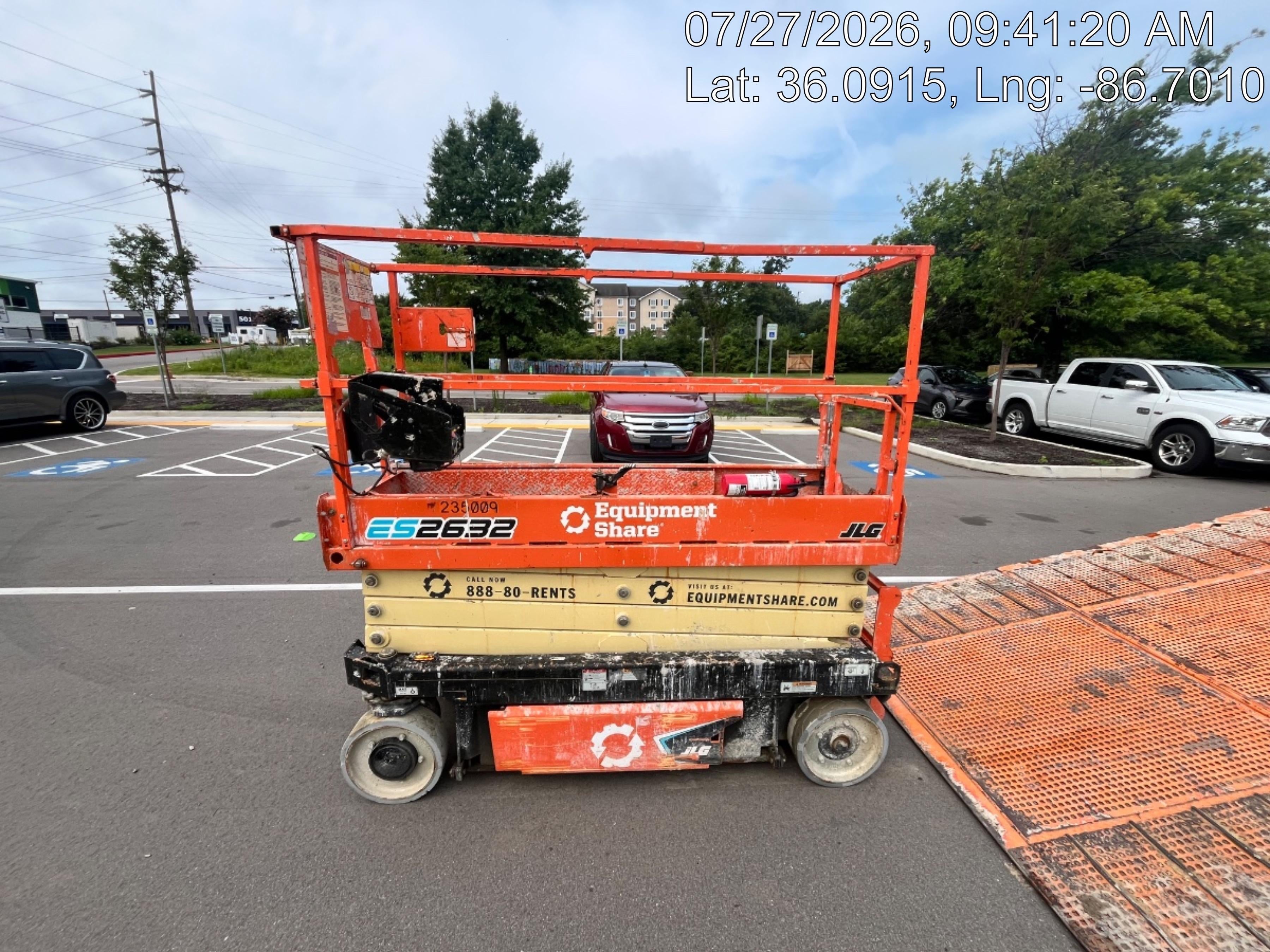 2022 JLG ES2632