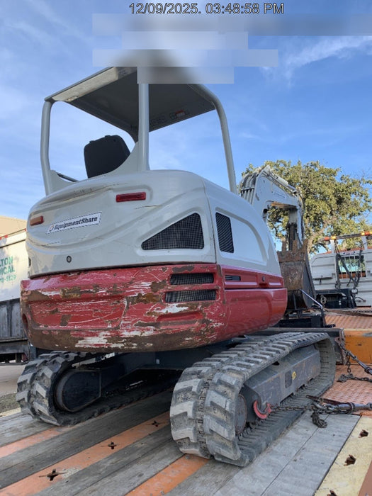 2021 TAKEUCHI TB235-2R