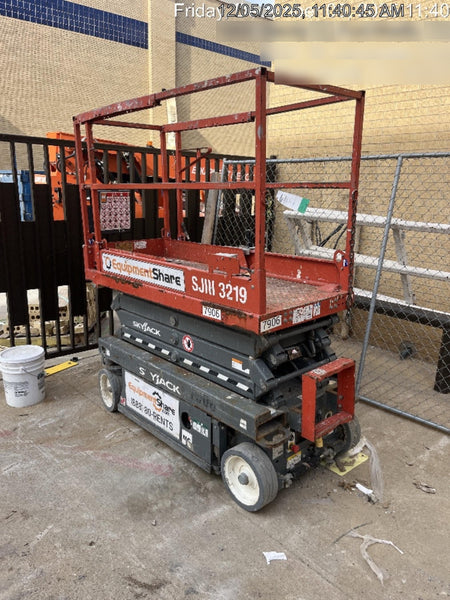 2018 SKYJACK SJIII-3219