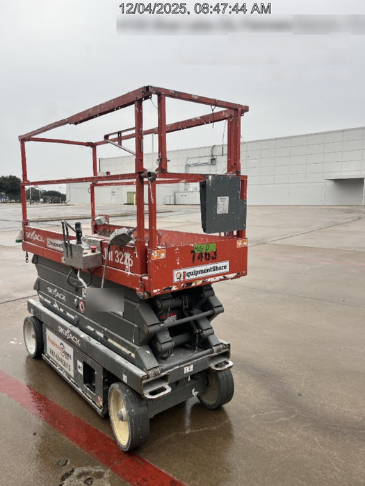 2018 Skyjack SJIII-3226 Skyjack SJIII3226 Scissor Lift w/Trojan Batteries