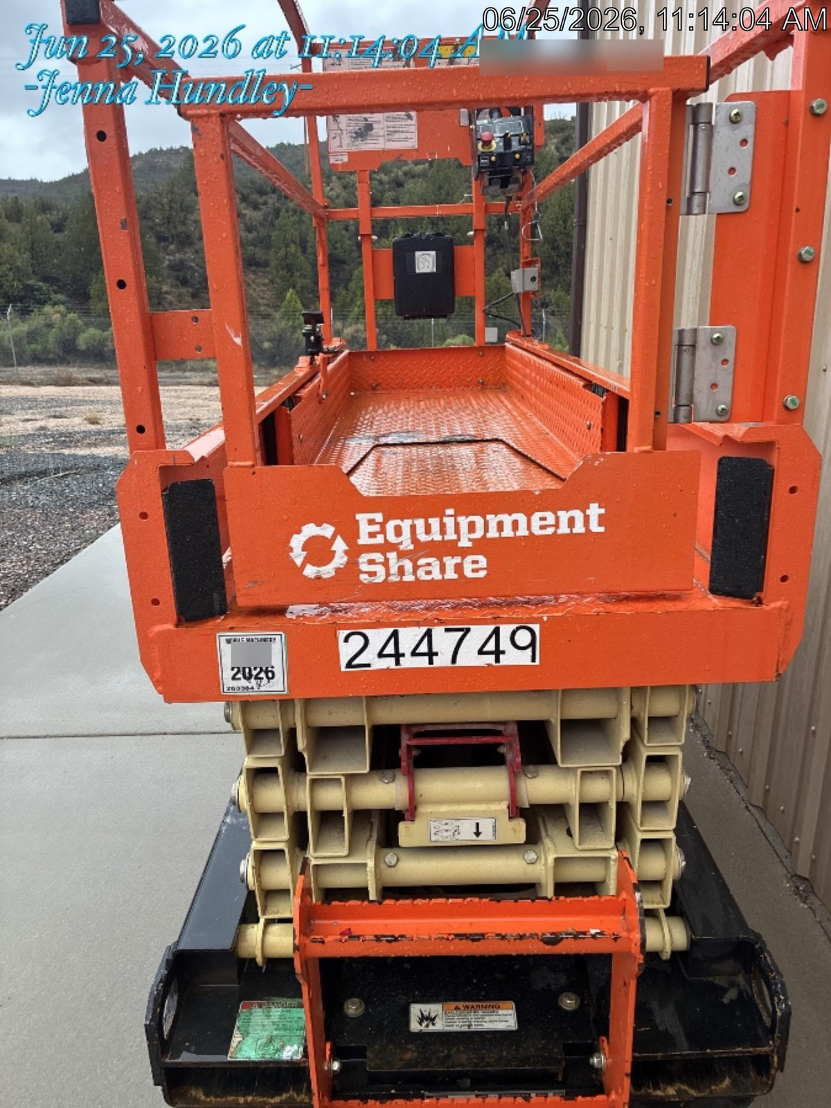 2022 JLG ES2632