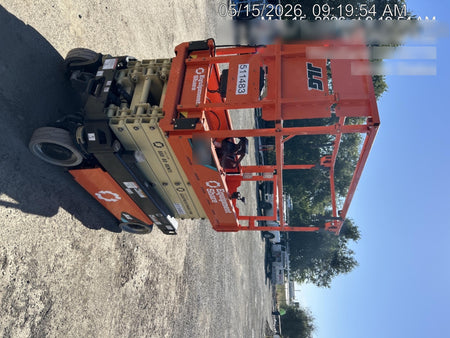 2025 JLG ES1932