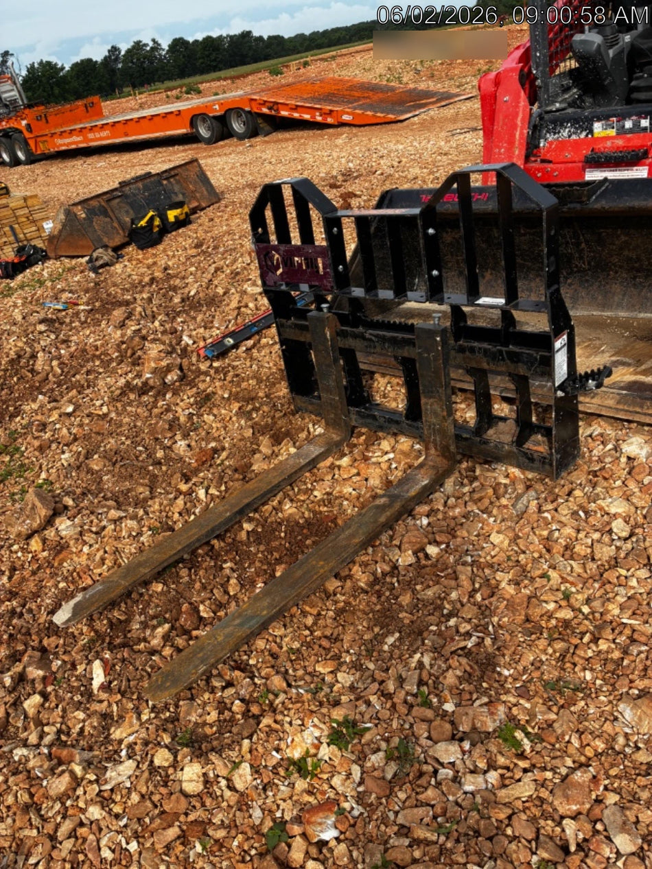 2024 VIRNIG 48" Pallet Forks - Virnig
