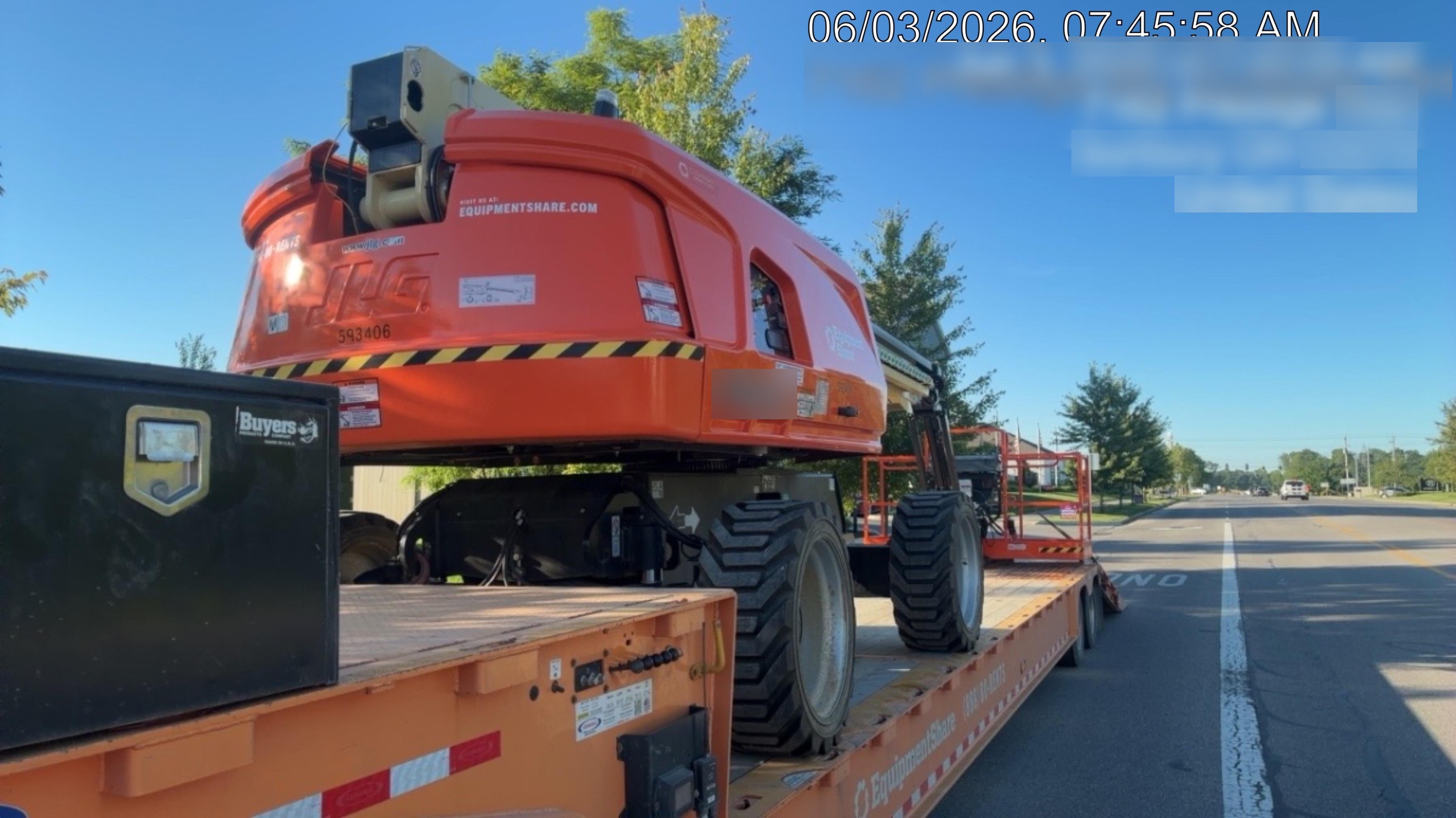 2025 JLG 660SJ