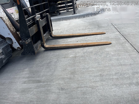 2025 ARROW MATERIAL HANDLING 24" Pallet Fork Frame