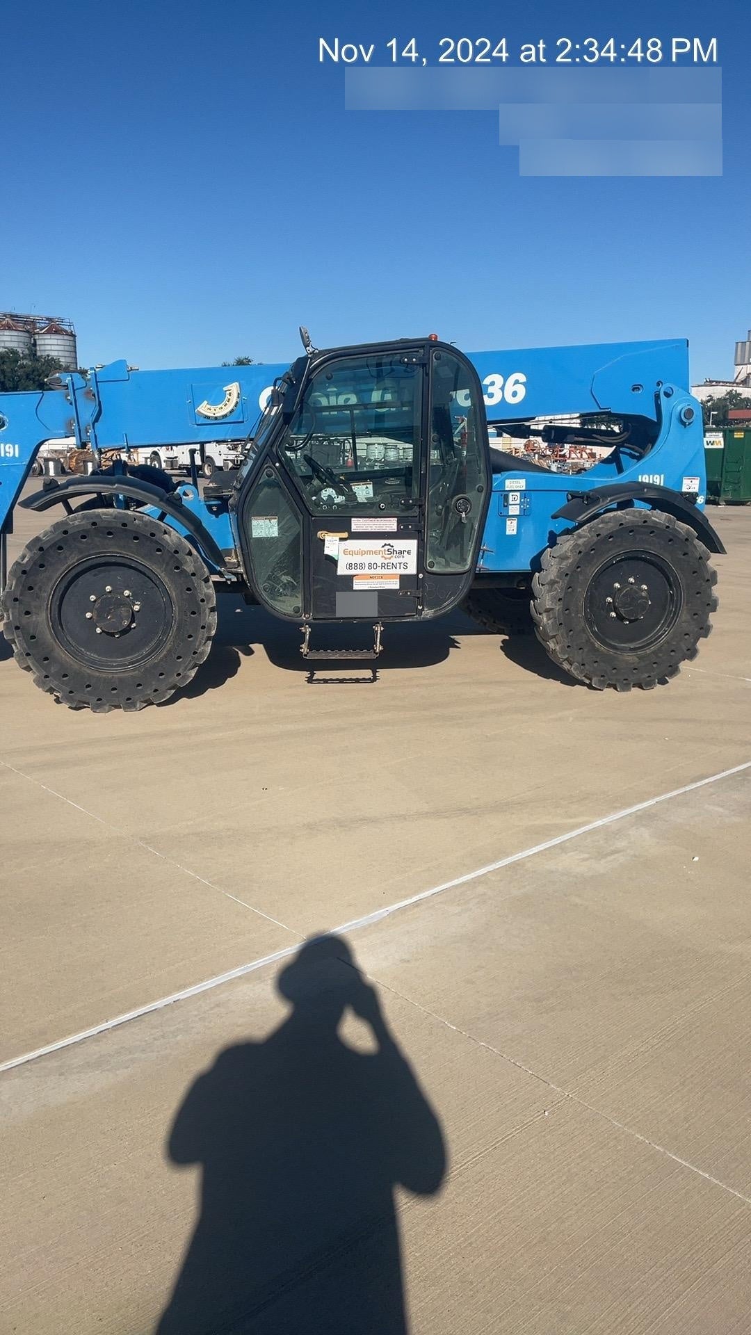2018 Genie GTH-636 Genie GTH-636 w/Enclosed Cab w/HVAC, Work Lights, Solid Tires, Beacon, 48" Carriage and Forks