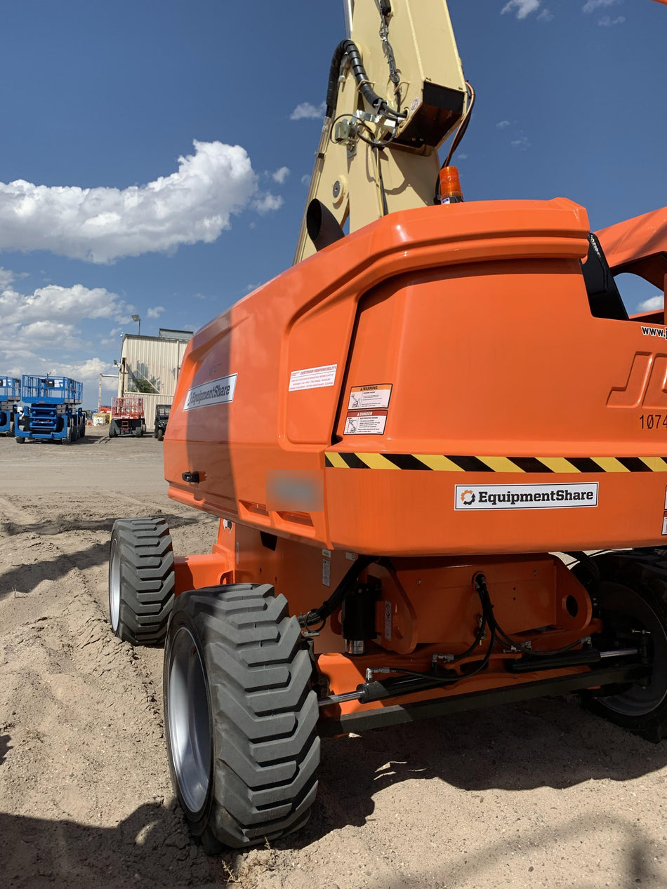 2020 JLG 600S