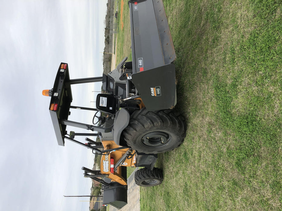 2019 Case 570N EP Canopy, 4WD, GP Front Bucket, Dual Tilt Cylinder, 84" Box Blade w/ Scarifier, Wheel Weights, Beacon