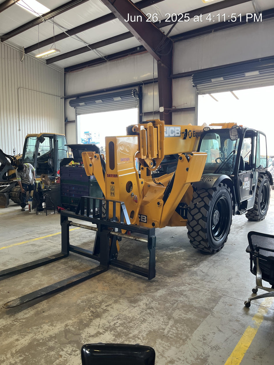 2025 JCB 510-56