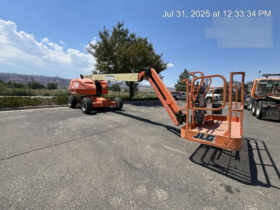 2019 JLG 460SJ Pneumatic Tires