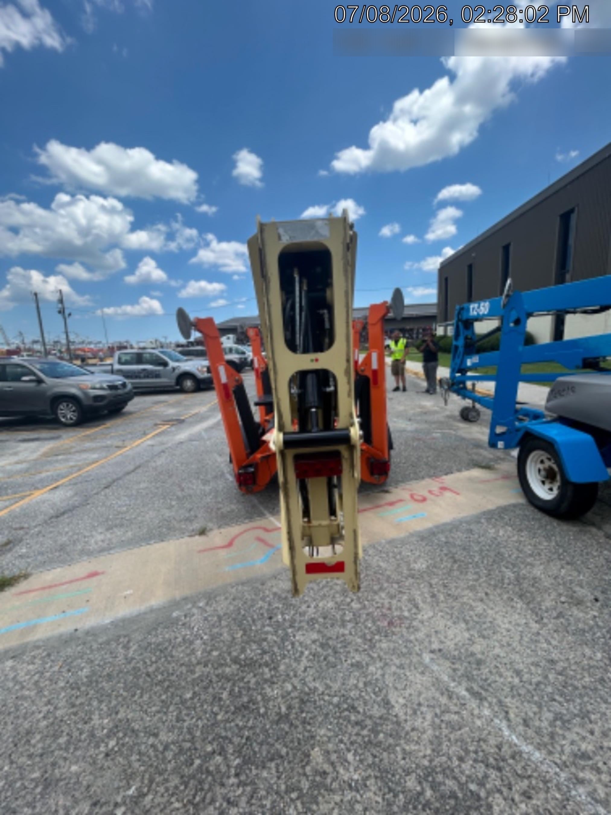 2022 JLG T500J