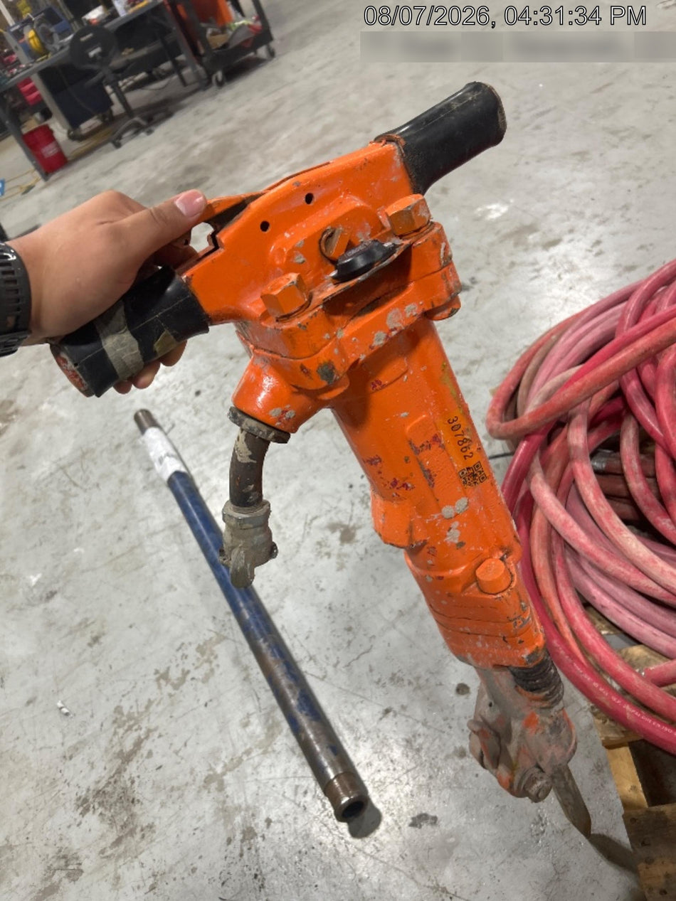 2023 MICHIGAN PNEUMATIC ES-TPB90-118-TRACKER