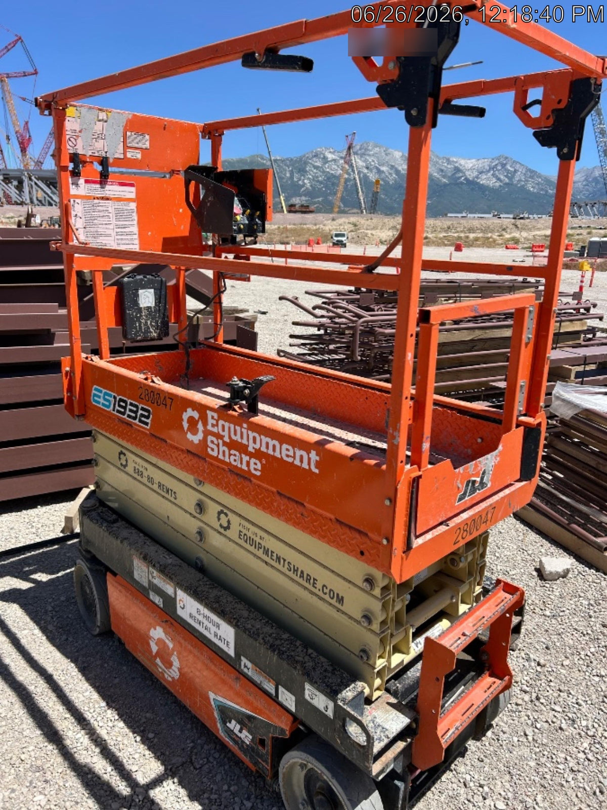 2022 JLG ES1932