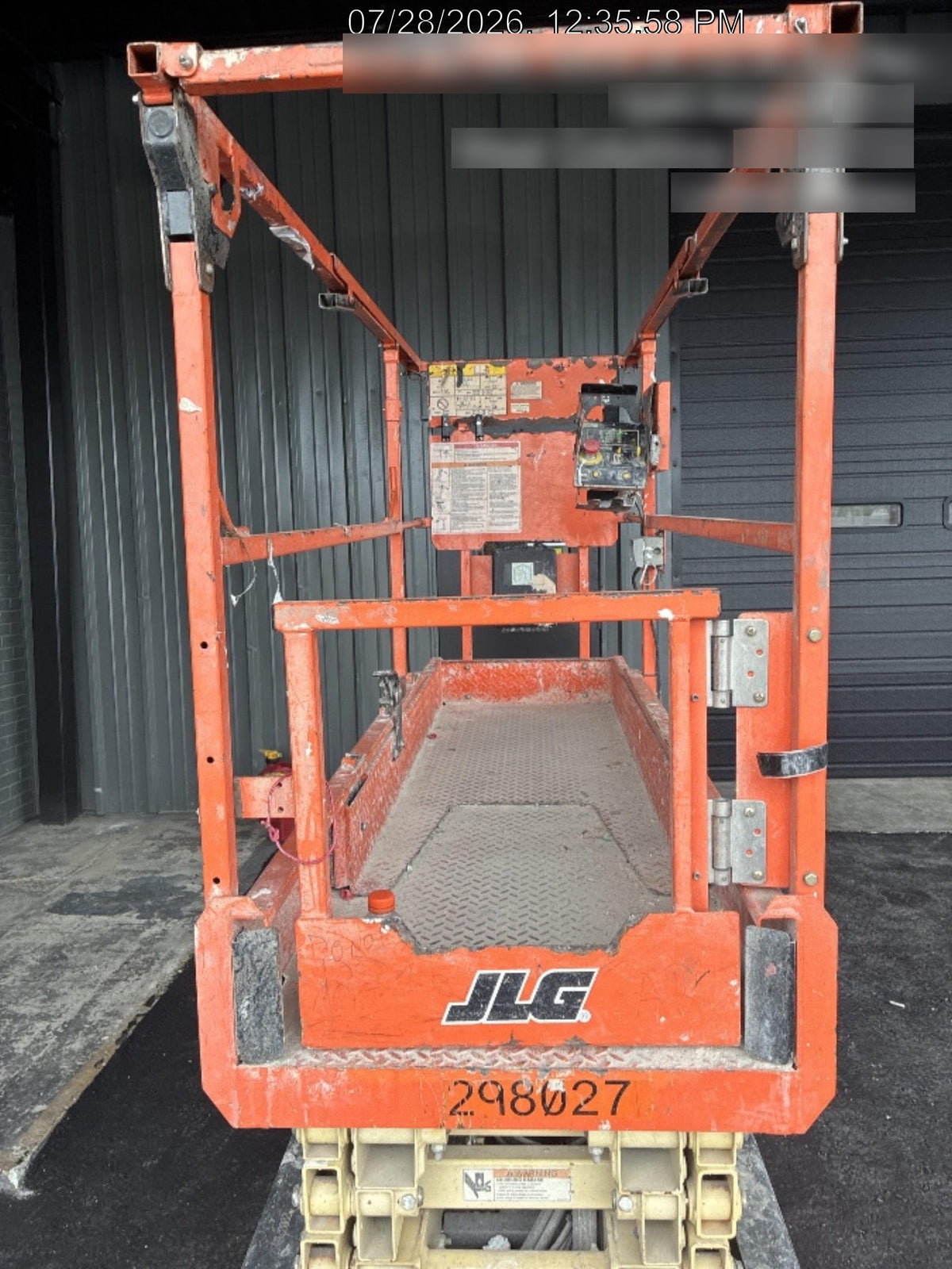 2023 JLG ES1932