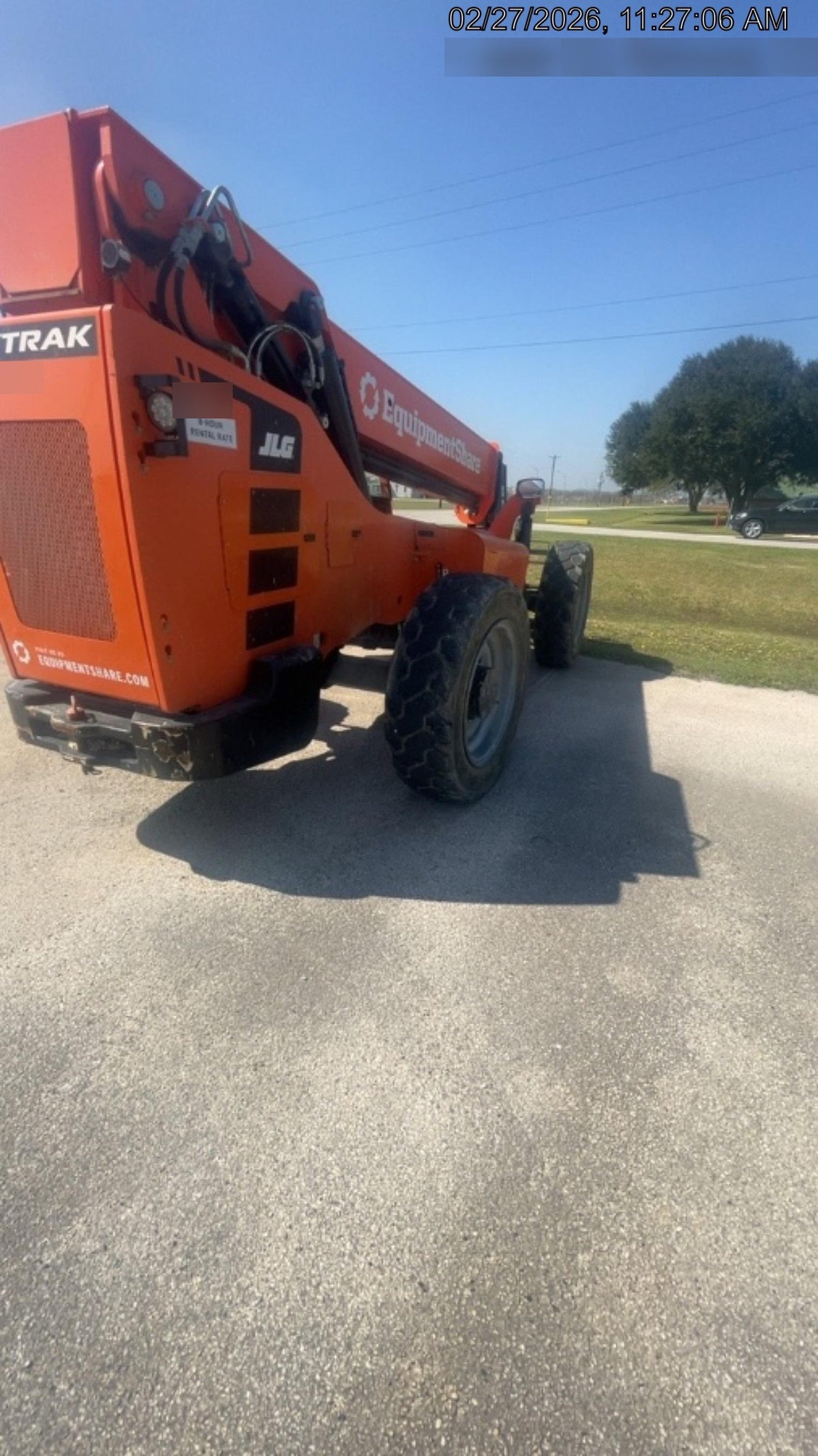 2023 SKYTRAK 8042