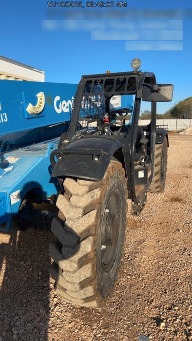 2018 Genie GTH-844 Genie GTH-844 w/ROPS, Work Lights, Solid Tires, RH Cab Mesh, Beacon, 60" Carriage and Forks