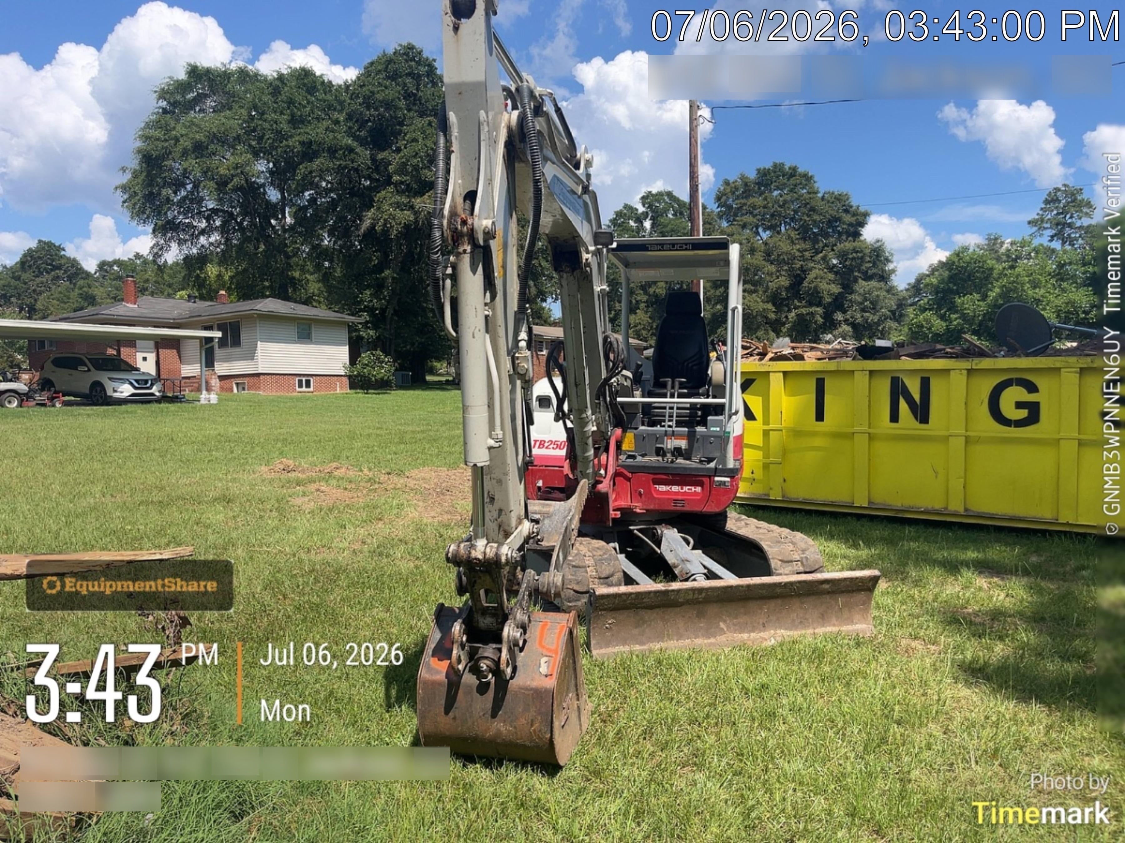 2023 TAKEUCHI TB250-2R