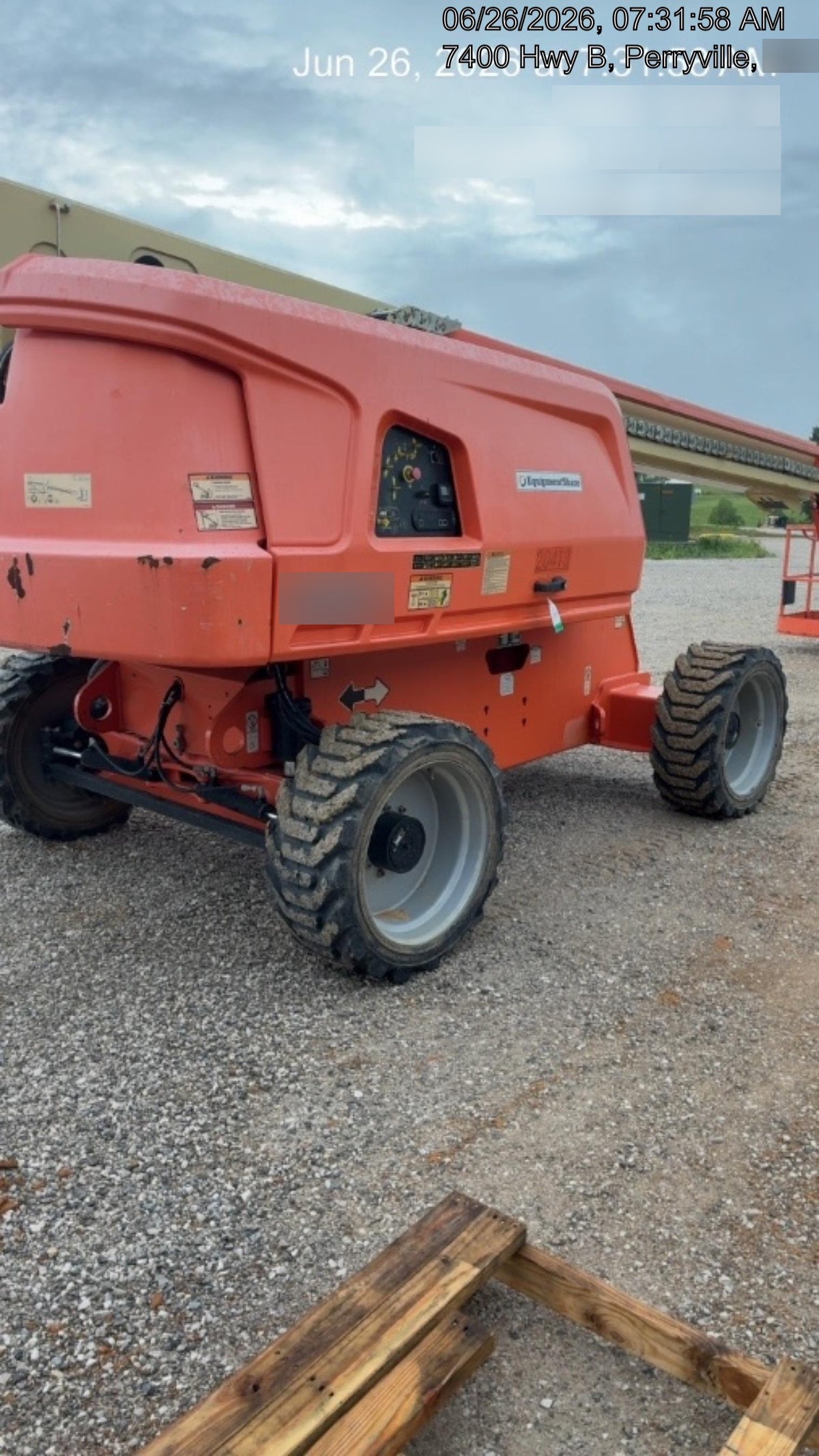 2018 JLG 660SJ