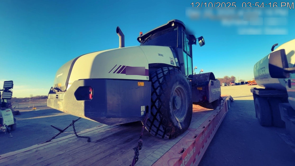 2023 DYNAPAC CA2500D