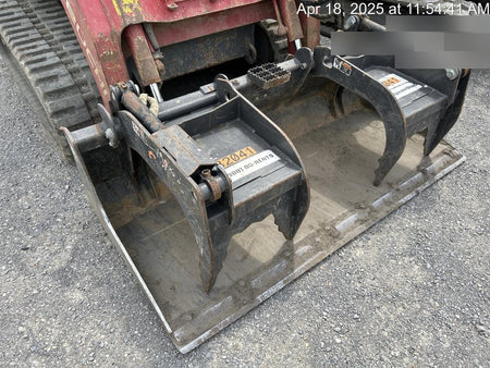 2019 PALADIN 76" Scrap Grapple Bucket - Paladin