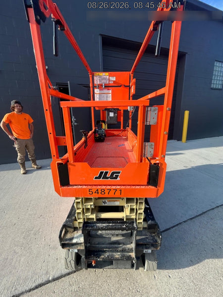 2025 JLG ES1932