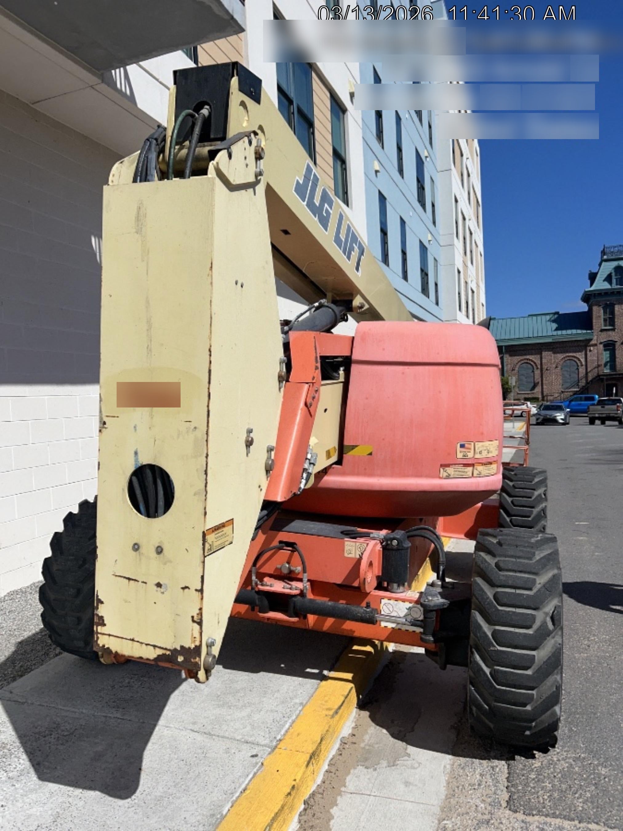 2019 JLG 600AJ