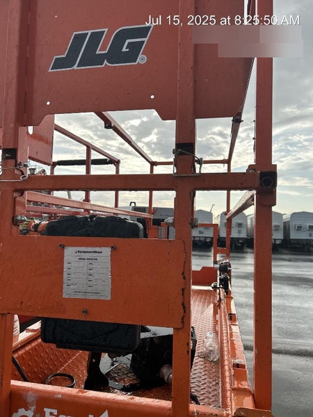 2022 JLG ES2632