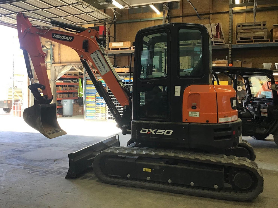 2019 DOOSAN DX50-5