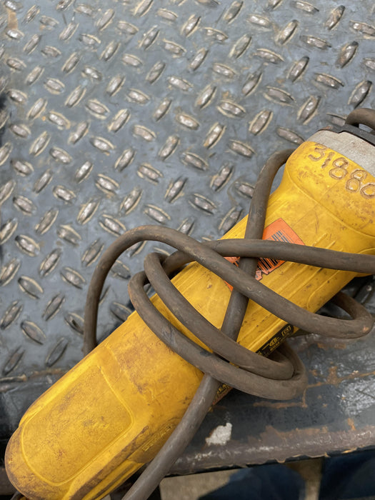 2023 DEWALT DWE4887N