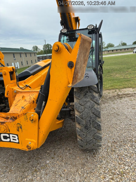 2023 JCB 510-56