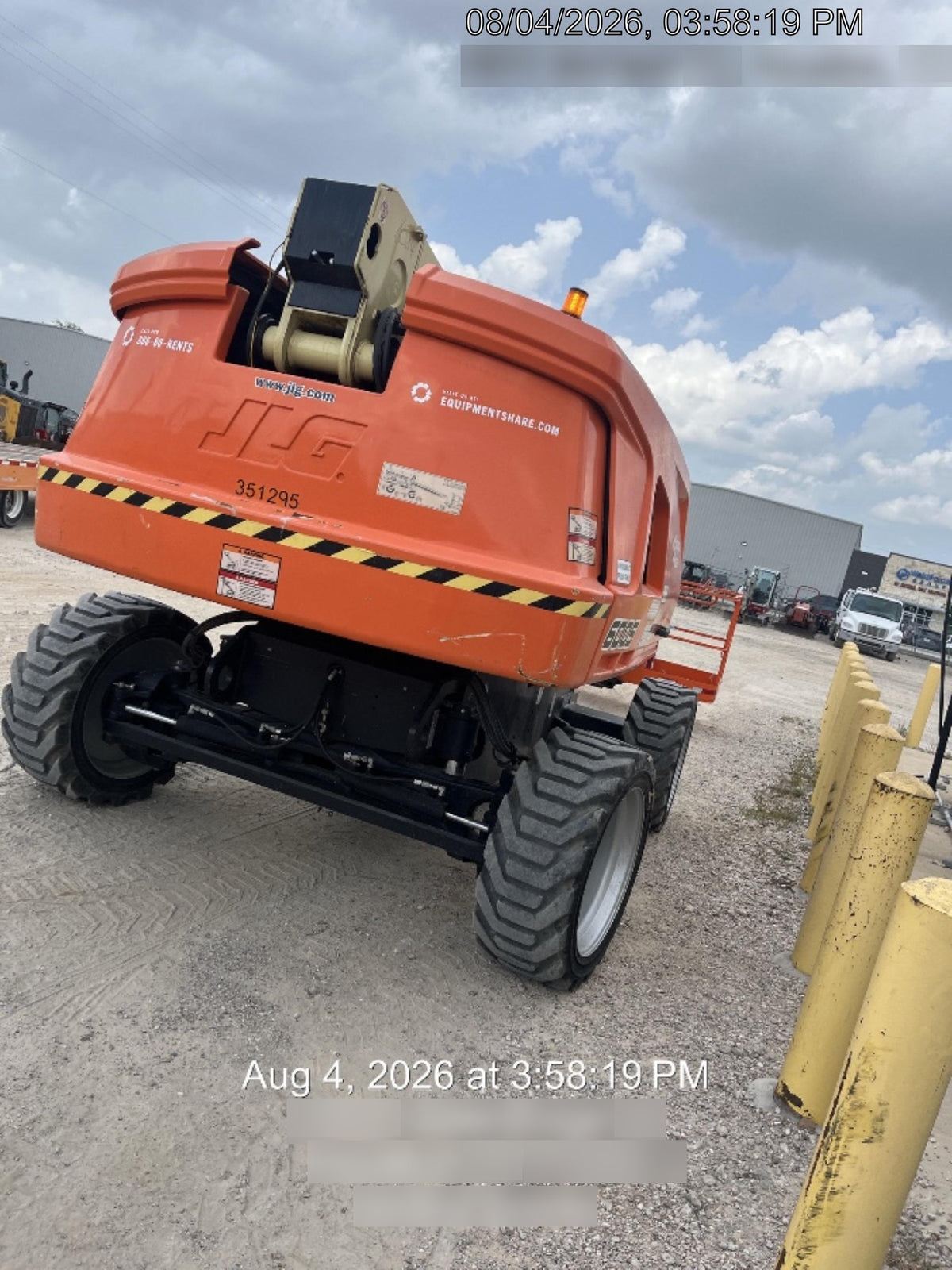 2023 JLG 600S