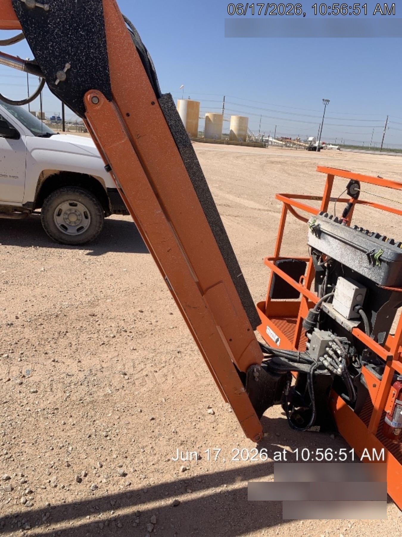 2021 JLG 600AJ