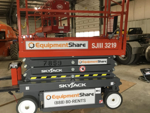 2018 Skyjack SJIII-3219 Skyjack SJIII3219 Scissor Lift w/Trojan Batteries