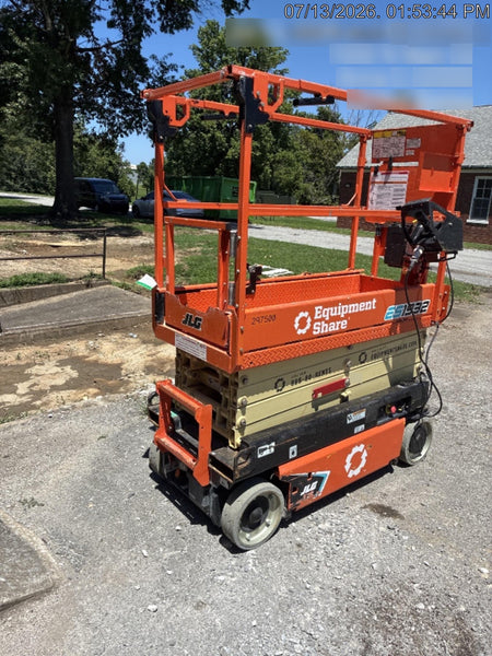 2023 JLG ES1932